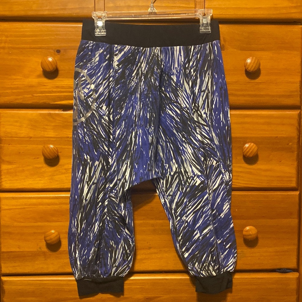 Vintage Zumba Fitness Pants / Capris RARE Blue Black White S